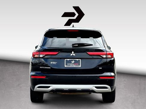 Used 2024 Mitsubishi Outlander SE Black Edition AWD/4WD image 7