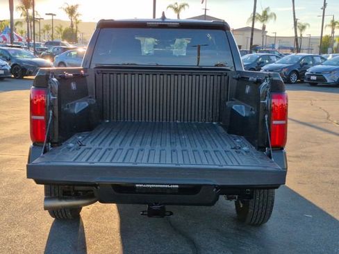 Used 2025 Toyota Tacoma SR image 6