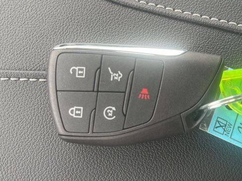 New 2026 Chevrolet Traverse LT w/ LPO, Floor Liner Package image 13