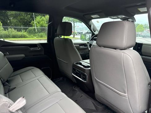 Used 2024 GMC Sierra 1500 SLT w/ SLT Premium Package AWD/4WD image 13