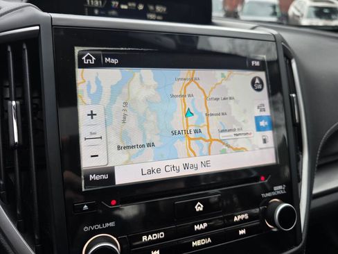 Used 2017 Subaru Impreza 2.0i Limited image 29