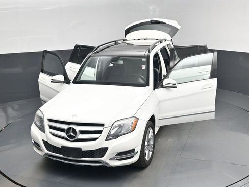 Used 2015 Mercedes-Benz GLK 350 4MATIC image 57
