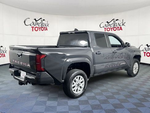 Used 2025 Toyota Tacoma SR5 image 7