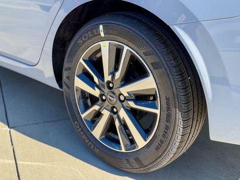 New 2025 Nissan Versa SV w/ Trunk Package image 29