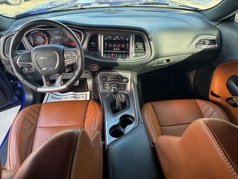 Used 2018 Dodge Challenger SRT Hellcat image 25