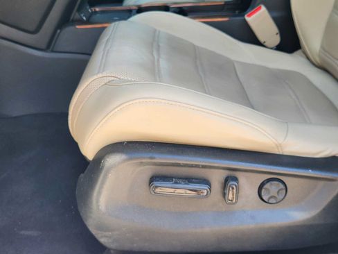 Certified 2020 Honda CR-V Touring image 22