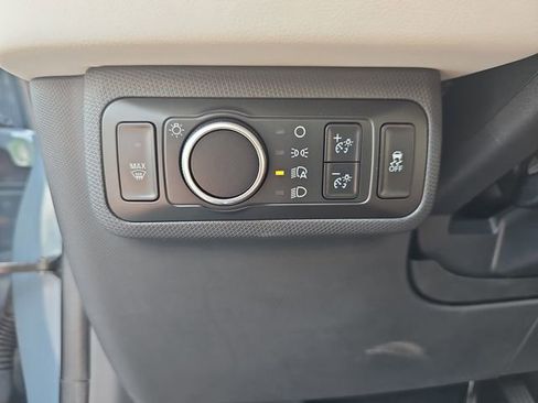 Used 2024 Ford Mustang Mach-E Premium image 24