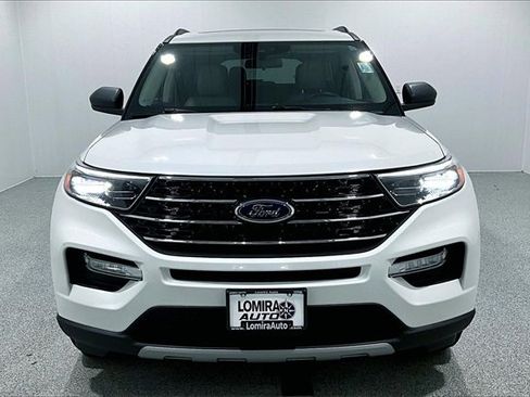 Used 2021 Ford Explorer XLT w/ Equipment Group 202A image 2