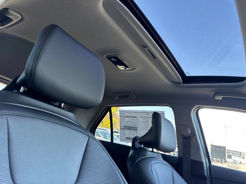 New 2026 Kia Niro Wave FWD image 17