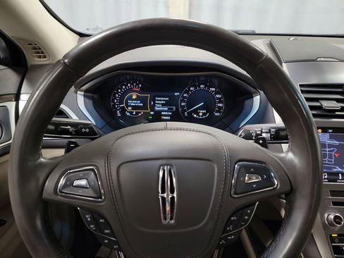 Used 2018 Lincoln MKZ Reserve w/ Climate Package image 16