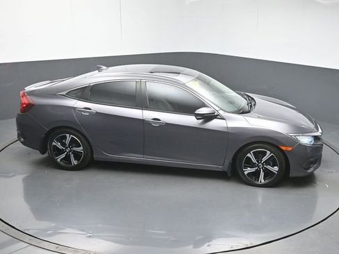 Used 2017 Honda Civic Touring image 47