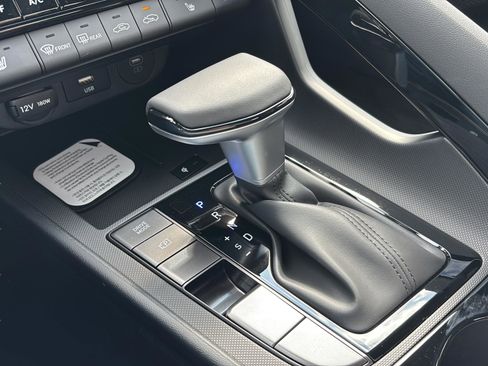 New 2026 Hyundai Elantra SEL Sport FWD image 18