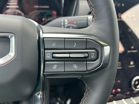 New 2026 GMC Terrain AT4 w/ Technology Package II image 18