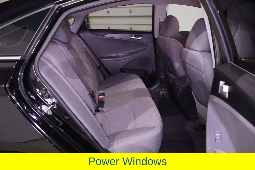 Used 2013 Hyundai Sonata GLS FWD image 25