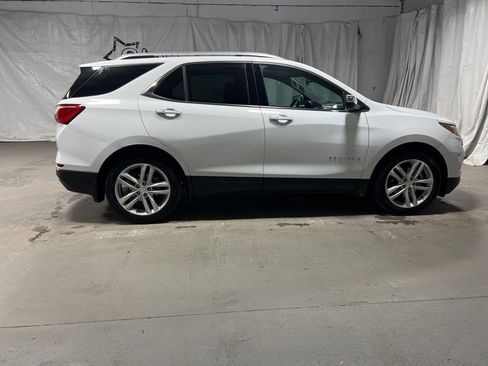 Used 2019 Chevrolet Equinox Premier image 8