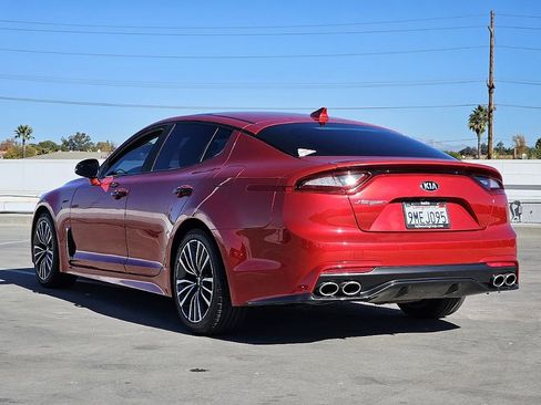 Used 2019 Kia Stinger Premium image 14