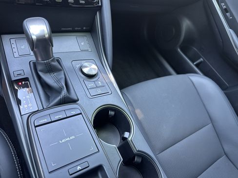 Used 2025 Lexus IS 350 F Sport RWD image 20