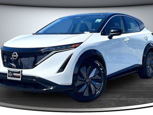Used 2023 Nissan Ariya FWD image 4