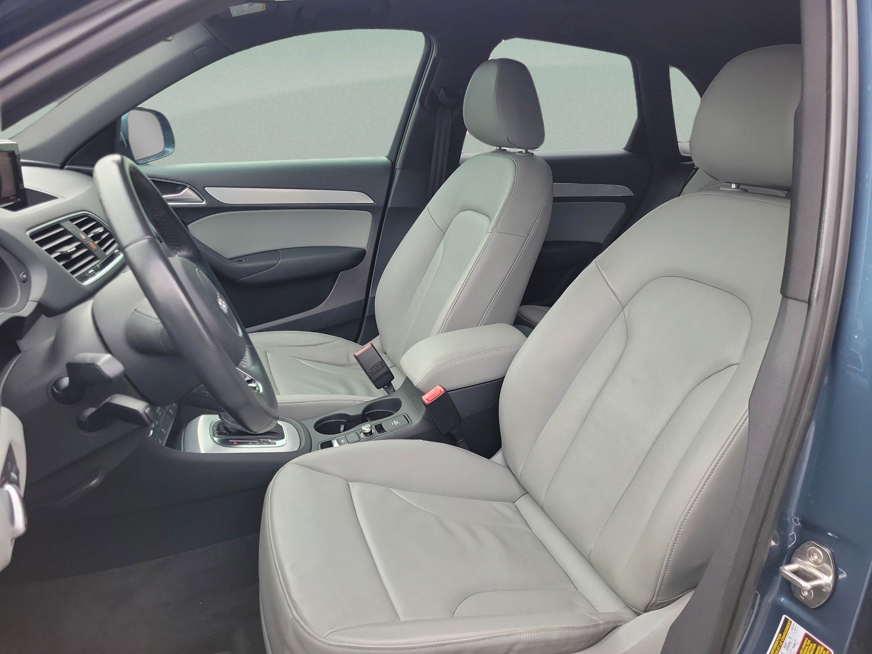 Used 2018 Audi Q3 2.0T Premium FWD image 10