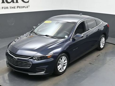 Used 2018 Chevrolet Malibu LT FWD image 44