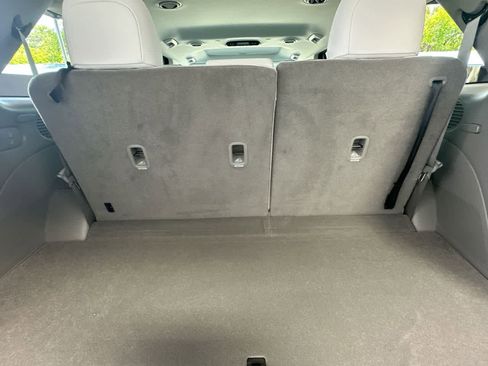 Used 2026 Hyundai Palisade SEL FWD image 25