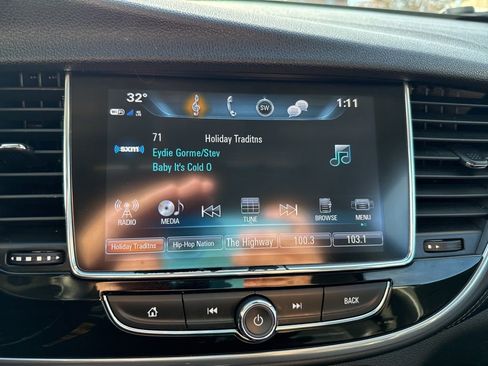 Used 2019 Buick Encore Essence w/ Experience Buick Package image 27