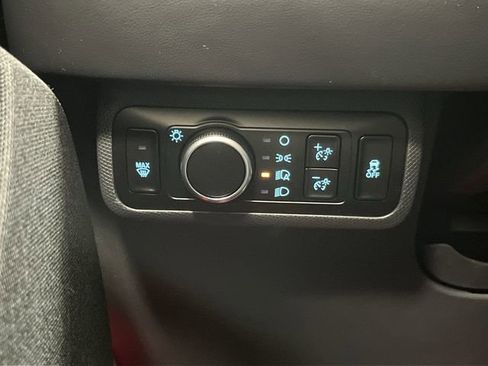 Used 2025 Ford Mustang Mach-E Premium w/ Sport Appearance Package image 26