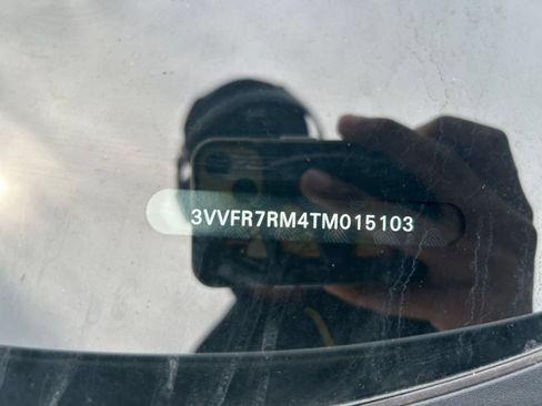 Used 2026 Volkswagen Tiguan SE FWD image 24