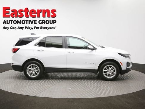Used 2023 Chevrolet Equinox LT image 43