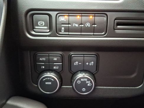 Used 2023 Chevrolet Tahoe LS image 23