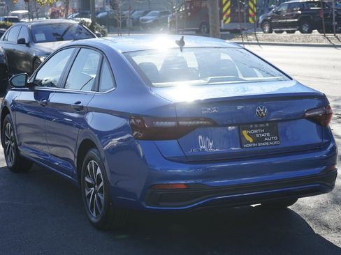 Used 2022 Volkswagen Jetta S image 10