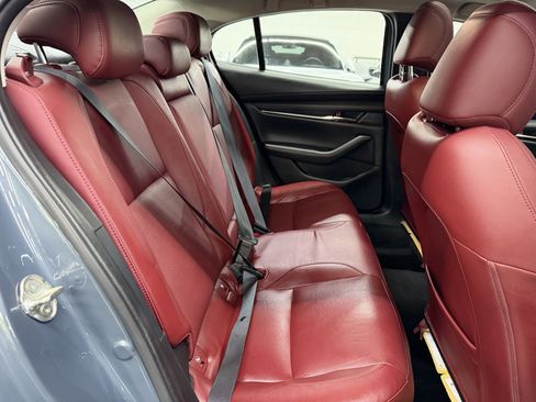 Used 2023 MAZDA MAZDA3 s image 23