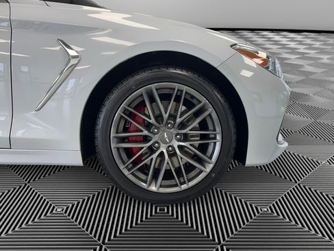 Used 2019 Genesis G70 3.3T Advanced w/ Prestige Package AWD/4WD image 10
