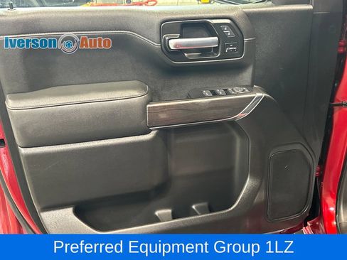 Used 2021 Chevrolet Silverado 1500 LTZ AWD/4WD image 15