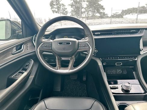 New 2026 Jeep Grand Cherokee L Limited AWD/4WD image 30