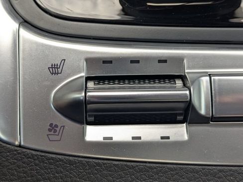 Certified 2026 Kia Carnival SX w/ SX Dark Edition Package FWD image 24