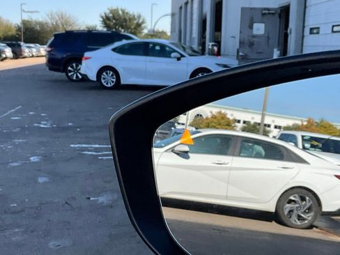 Used 2025 MAZDA CX-50 AWD 2.5 S w/ Select Package image 19