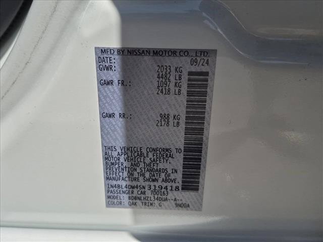 Used 2025 Nissan Altima 2.5 SV AWD/4WD image 16