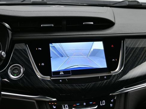 Used 2023 Cadillac XT6 Premium Luxury AWD/4WD image 13