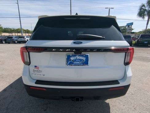 New 2026 Ford Explorer Active image 6