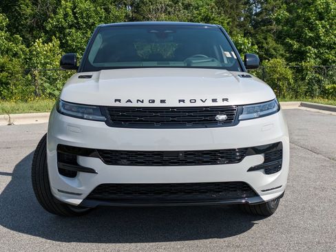 New 2025 Land Rover Range Rover Sport Dynamic SE image 3