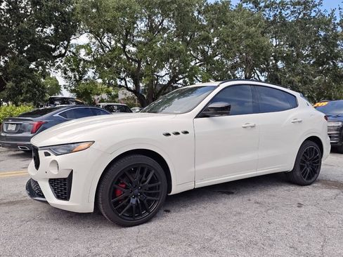 Used 2019 Maserati Levante GranSport AWD/4WD image 2