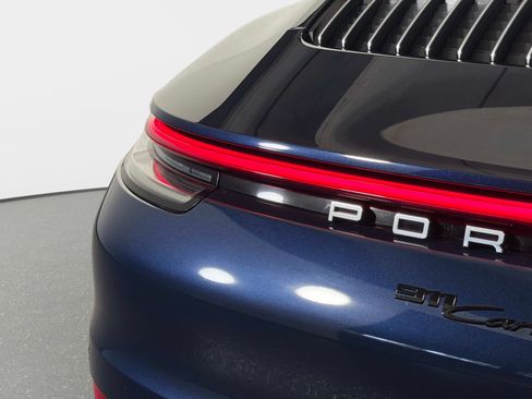 Used 2021 Porsche 911 Carrera 4S AWD/4WD image 8