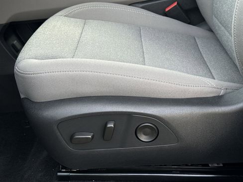 New 2026 GMC Acadia Elevation image 14