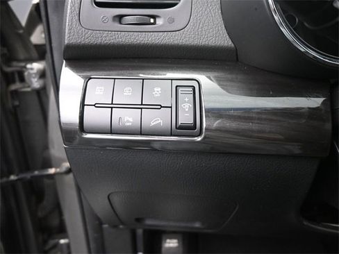 Used 2013 Kia Sorento LX w/ Convenience Pkg image 33