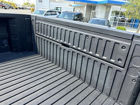 Used 2024 GMC Sierra 1500 Denali Ultimate image 38