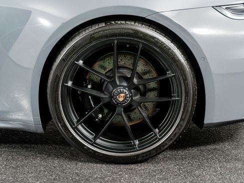 Used 2026 Porsche 911 Targa 4 GTS image 19