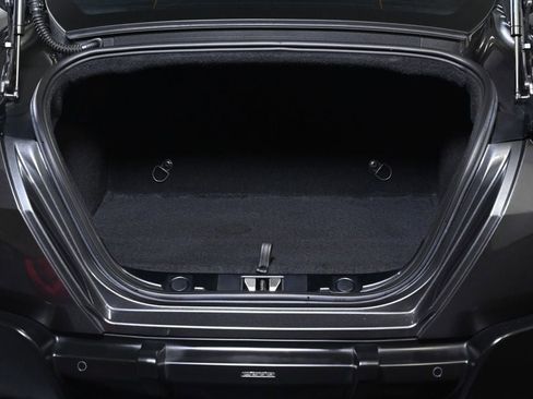 Certified 2022 Ferrari Roma RWD image 28
