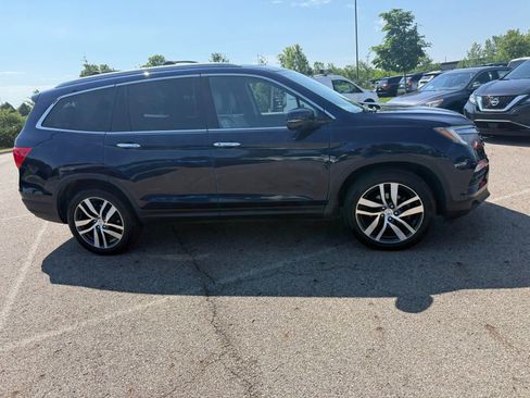 Used 2016 Honda Pilot Elite image 4
