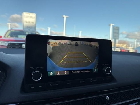 Used 2025 Honda Civic Sport image 14